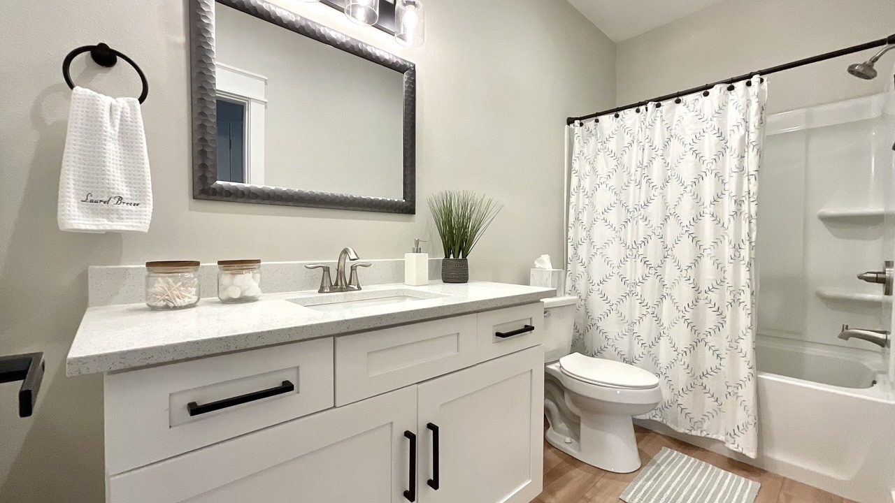 Photo of Bathroom in Gulf Breeze