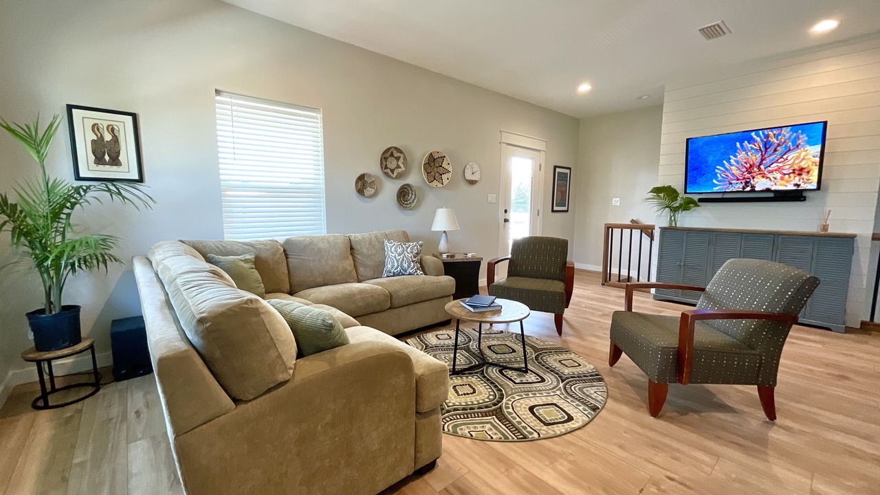 Photo of Livingroom in Gulf Breeze