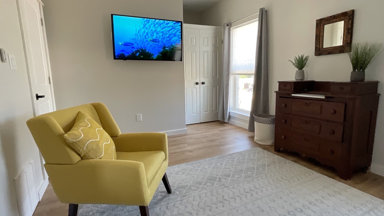 Photo of Livingroom in Gulf Breeze