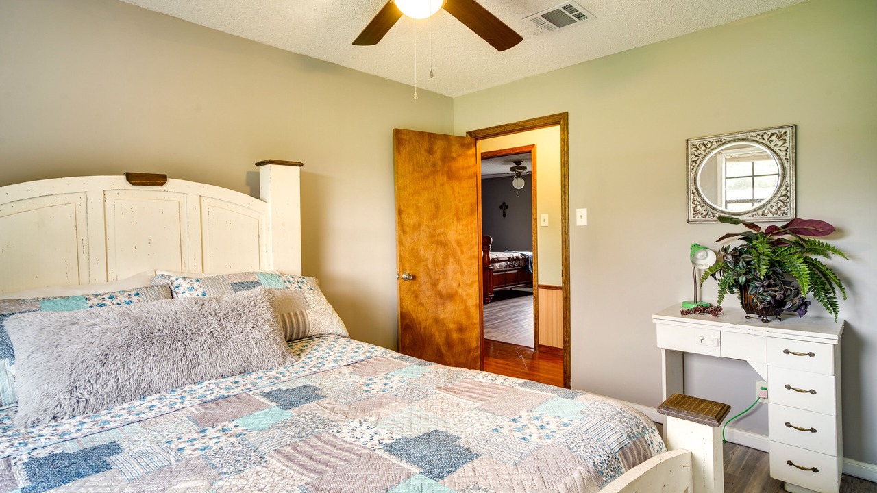 Photo of Bedroom in Lake Charles