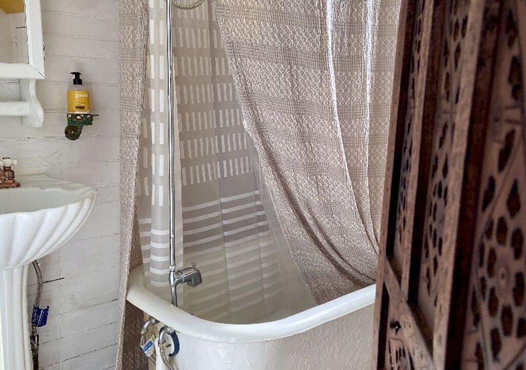 Photo of Bathroom in Algiers Point