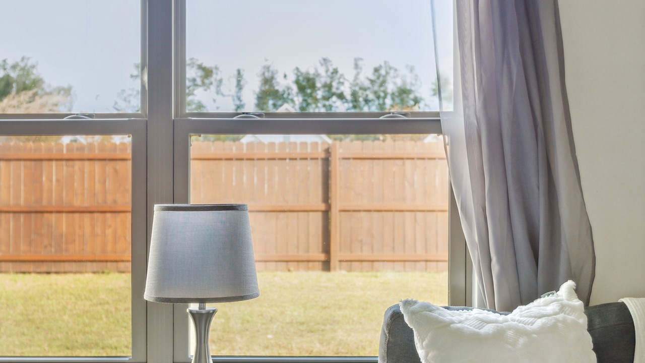 Photo of Livingroom in Milton