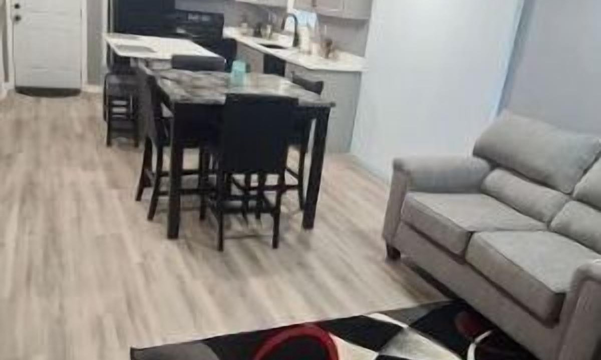 Photo of Livingroom in Starkville