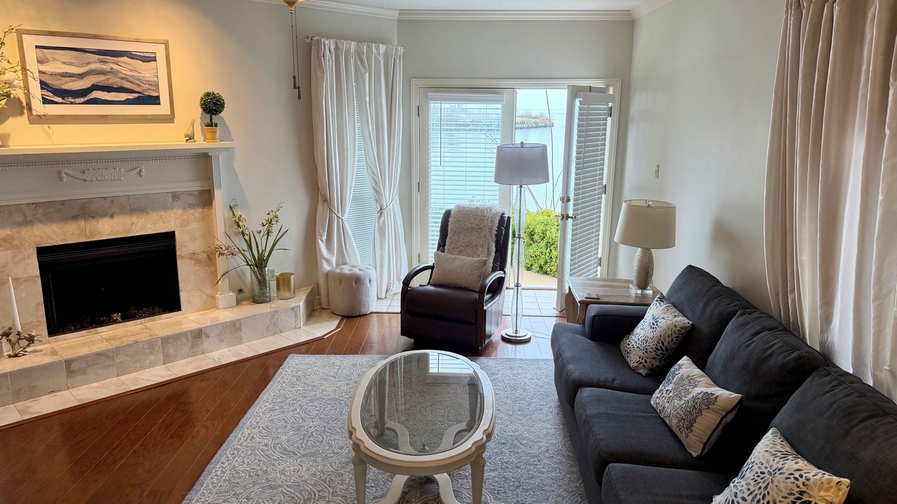 Photo of Livingroom in Lewisburg