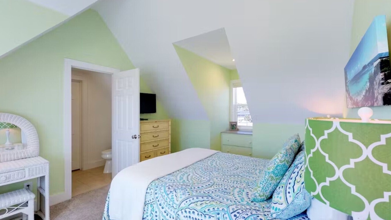 Photo of Bedroom in East End