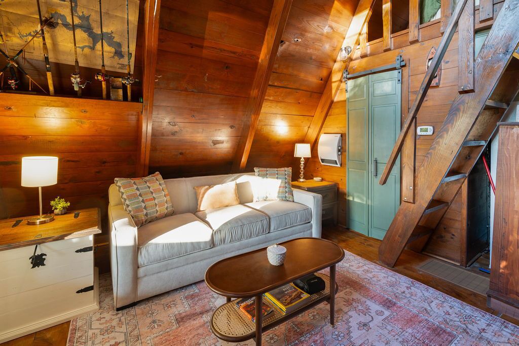 Photo of Livingroom in Farmerville