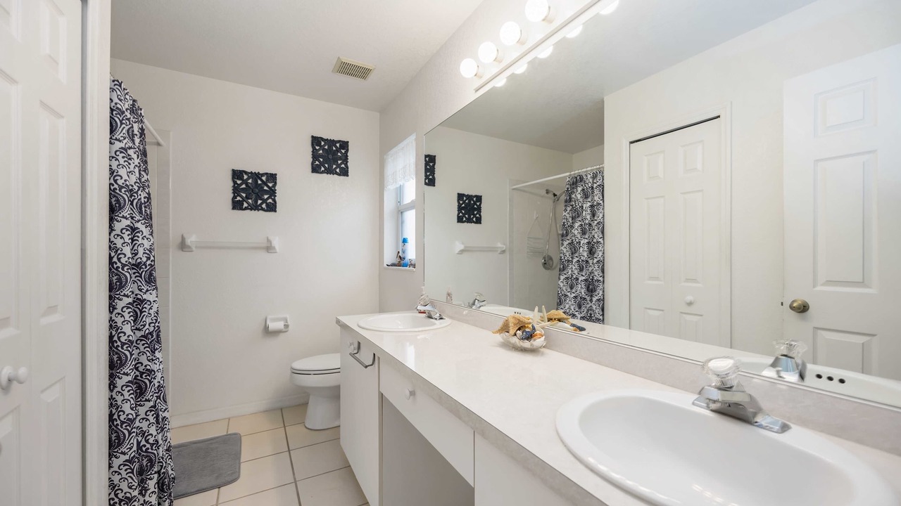 Photo of Bathroom in Rotonda Lakes