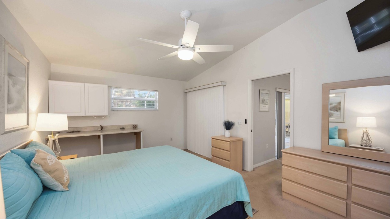 Photo of Bedroom in Rotonda Lakes