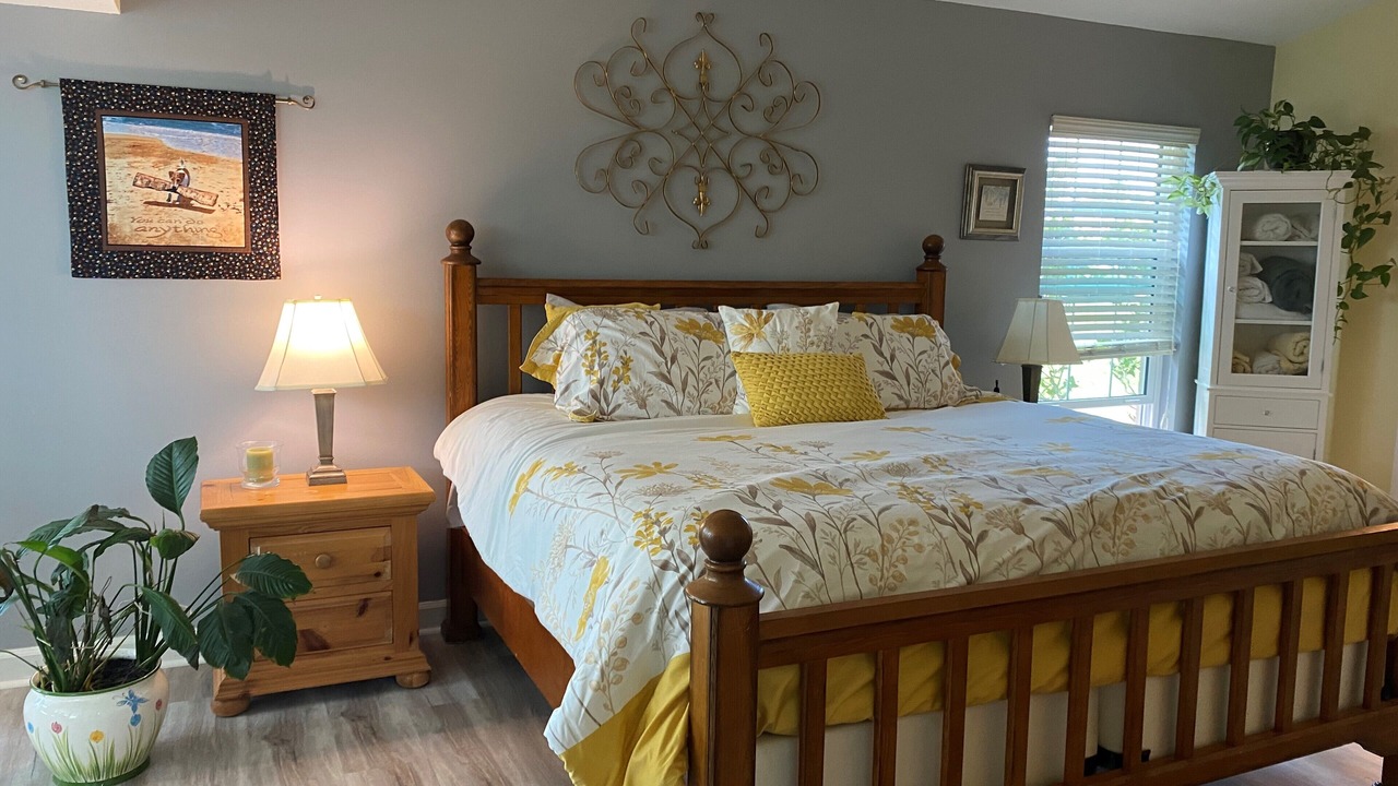 Photo of Bedroom in Deep Creek