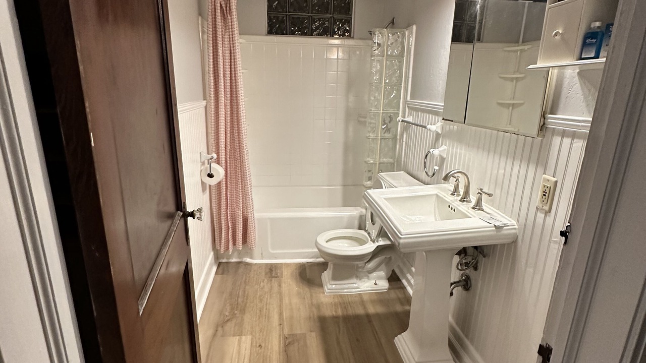 Photo of Bathroom in Beauregard Town Historic District