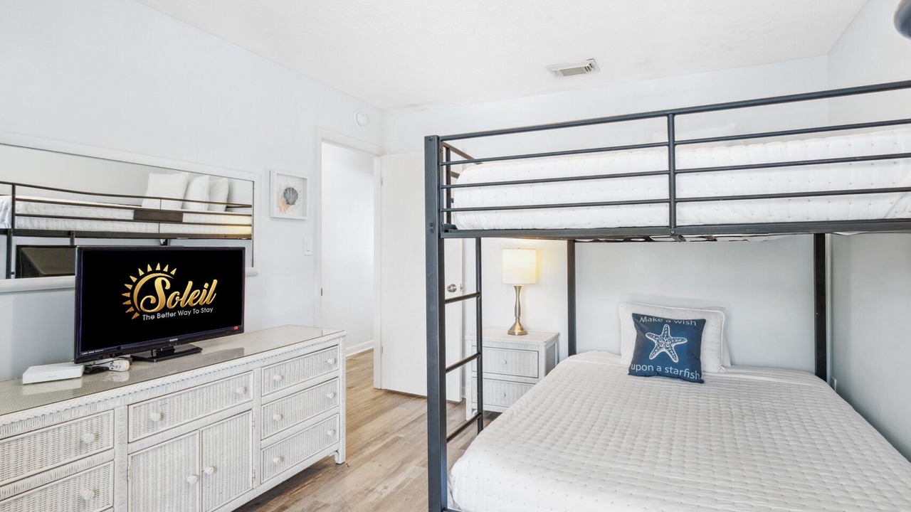 Photo of Bedroom in Silver Sands Beach