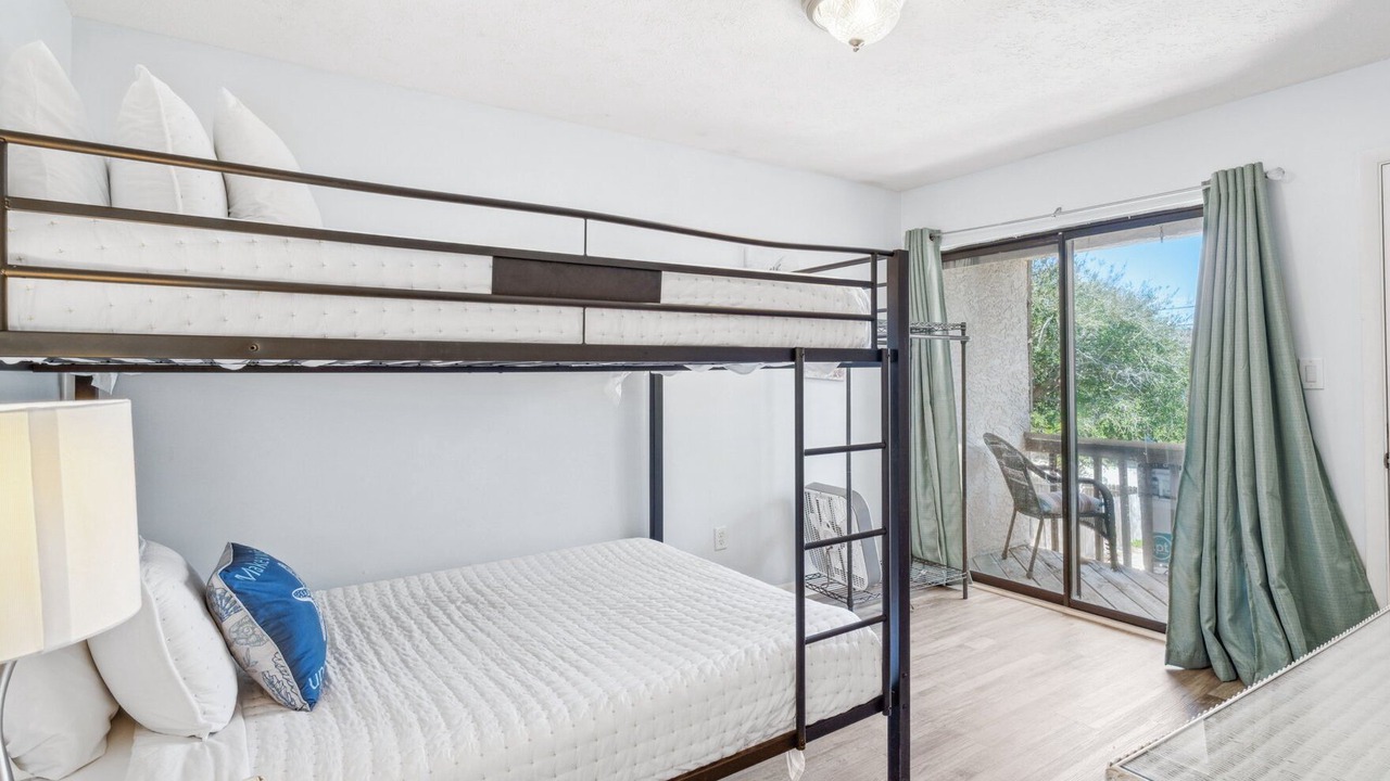 Photo of Bedroom in Silver Sands Beach