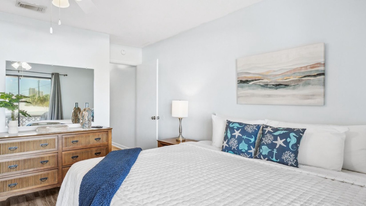 Photo of Bedroom in Silver Sands Beach