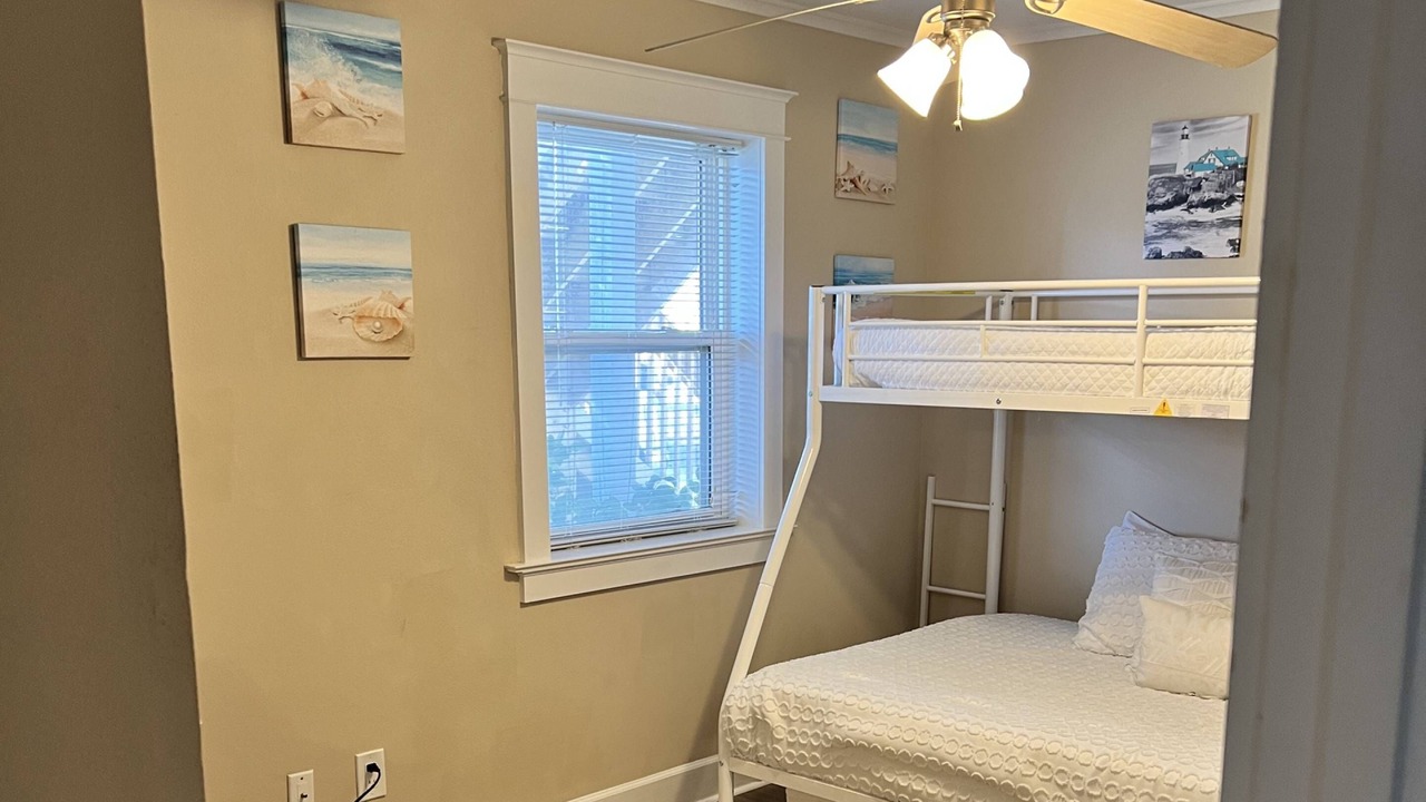 Photo of Bedroom in Fort Walton Beach