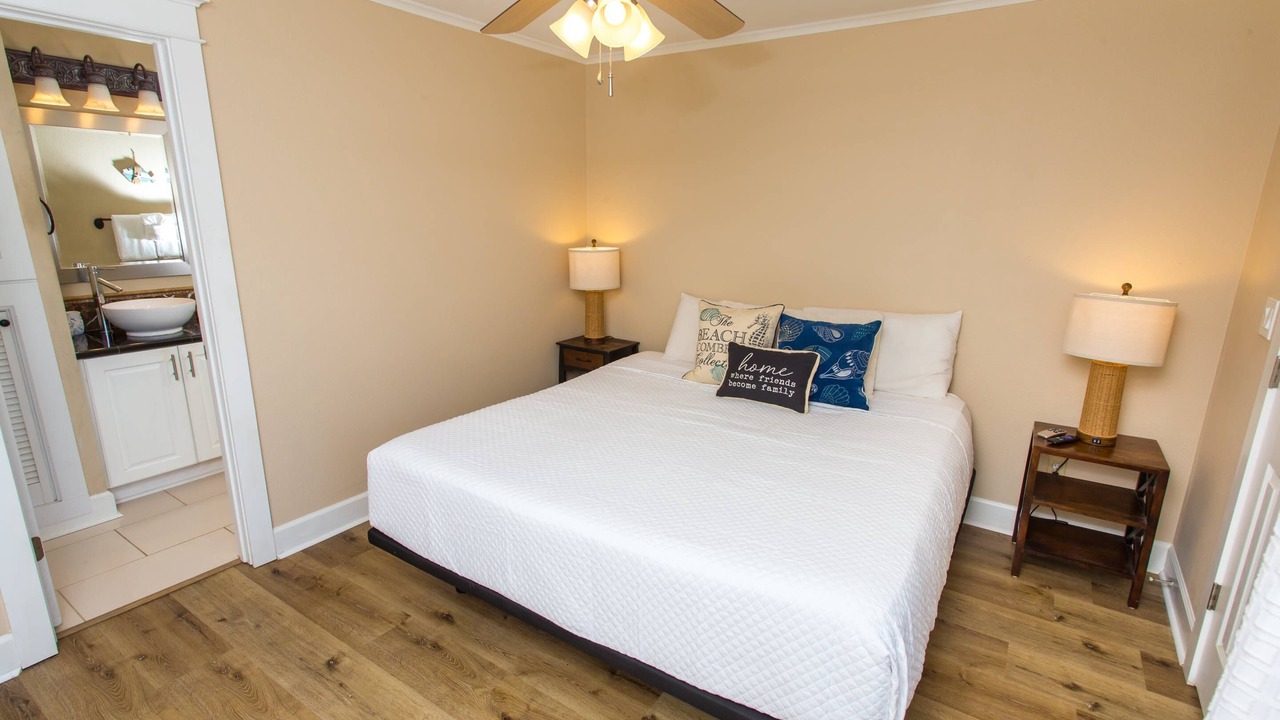 Photo of Bedroom in Fort Walton Beach