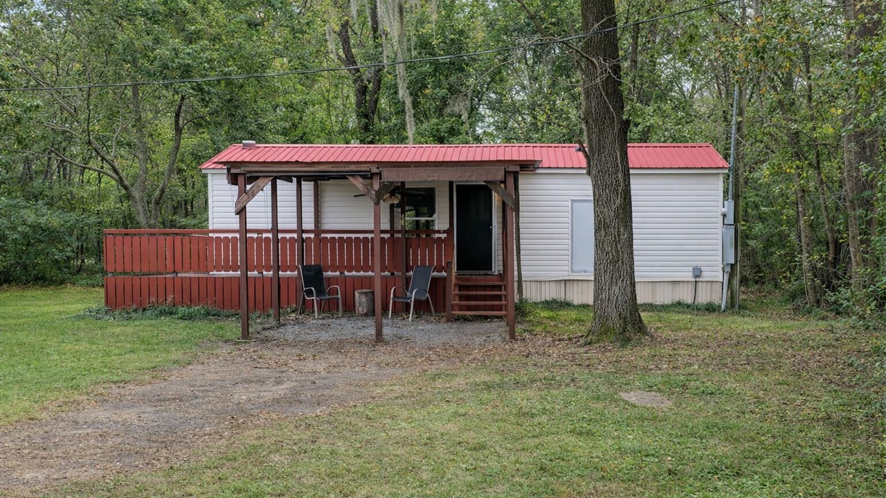 Photo of Outdoor in Uncertain