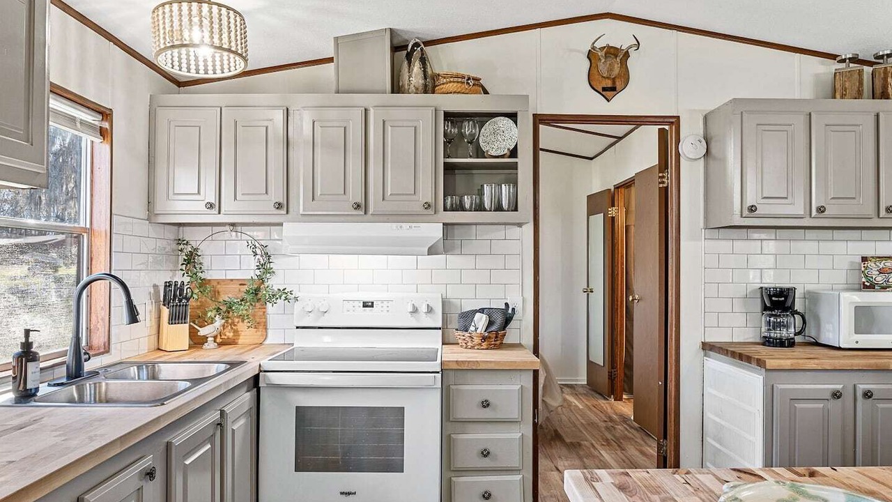 Photo of Kitchen in Uncertain