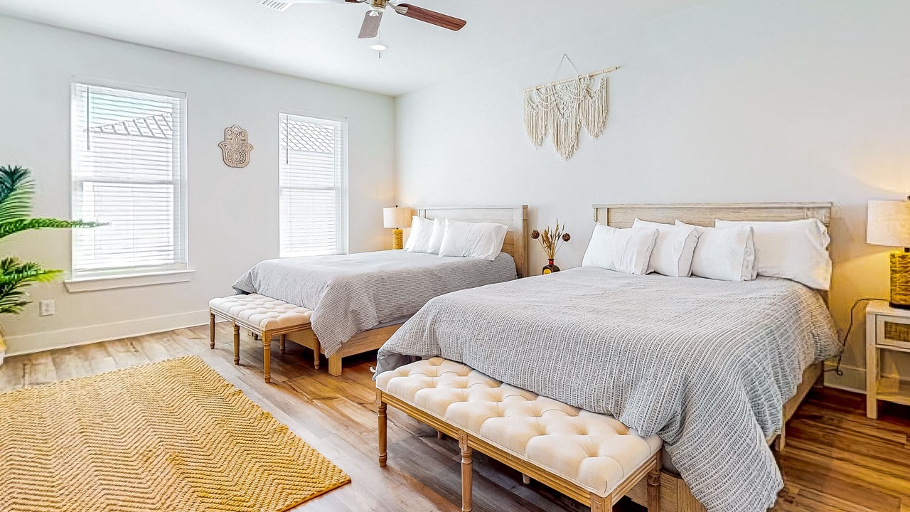 Photo of Bedroom in Gulf Shores