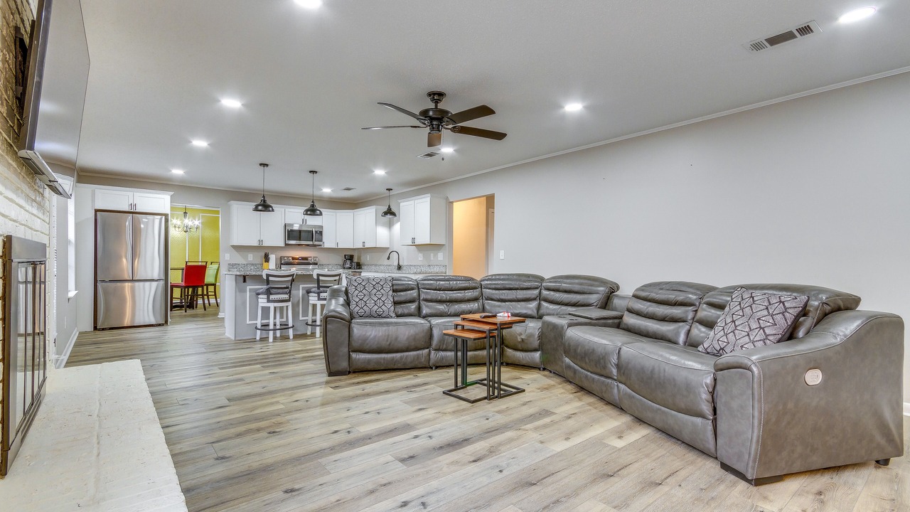 Photo of Livingroom in Myrtle Grove