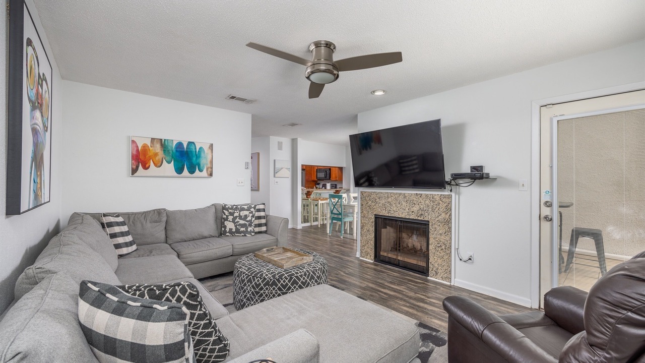 Photo of Livingroom in Four Mile Village