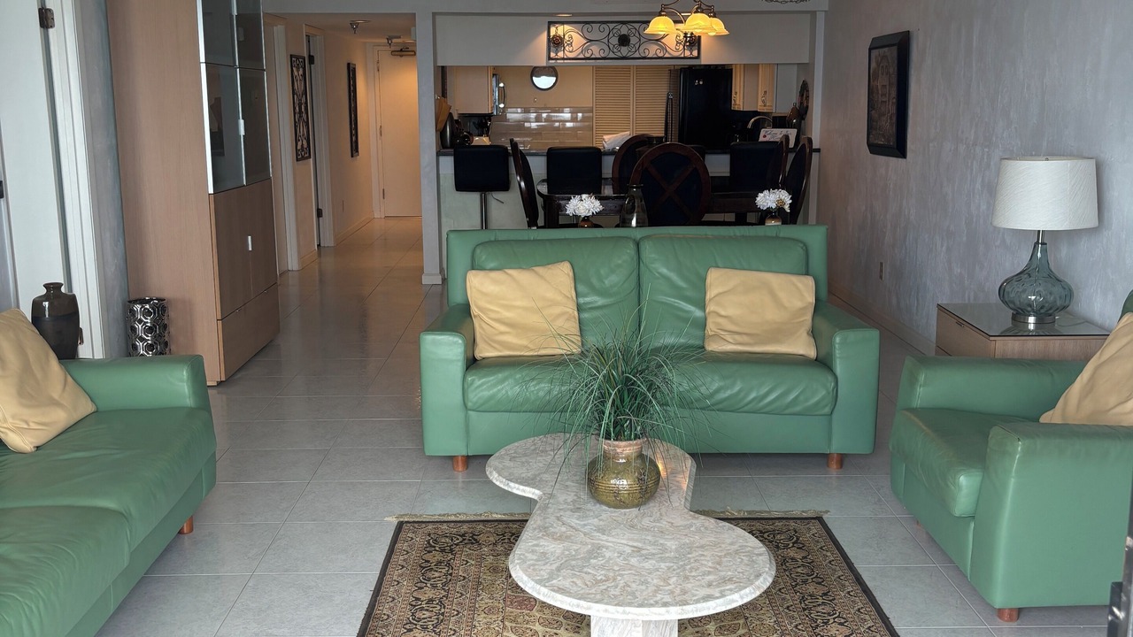 Photo of Livingroom in Bridgeport Heights