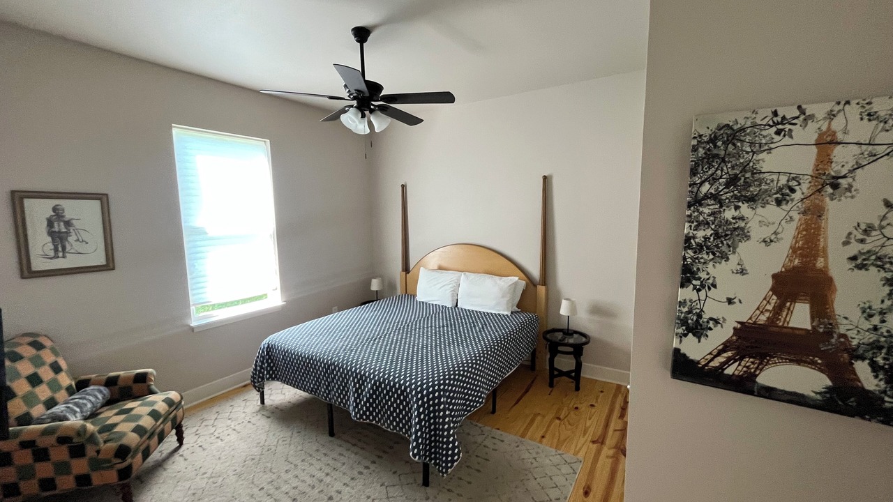Photo of Bedroom in Delacroix