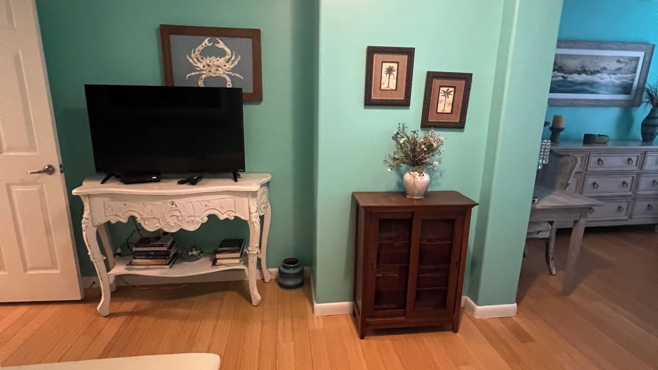 Photo of Livingroom in Apalachicola