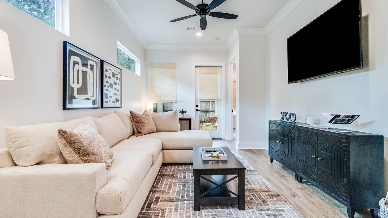 Photo of Livingroom in Lafayette