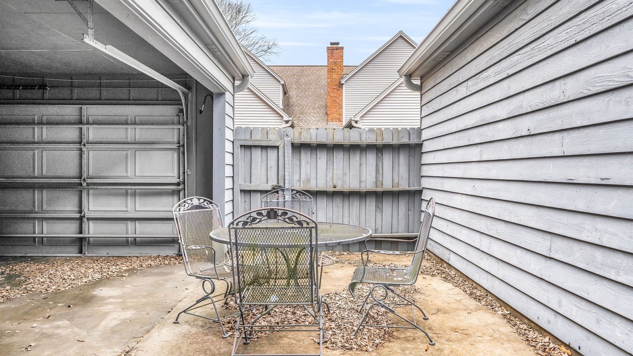 Photo of Outdoor in Starkville