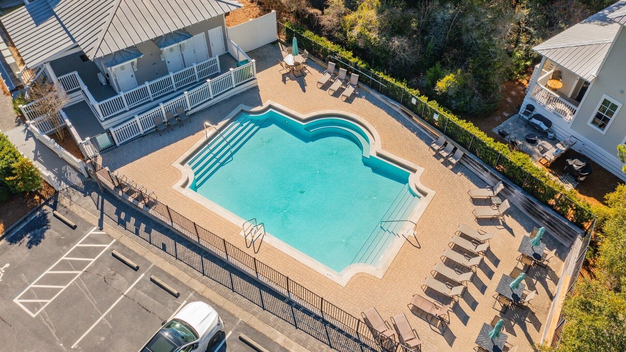 Photo of Outdoor in Lakeside at Blue Mountain Beach