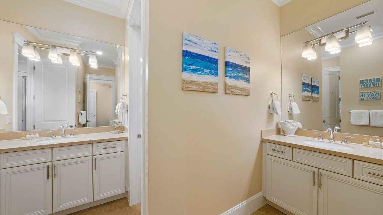 Photo of Bathroom in Lakeside at Blue Mountain Beach