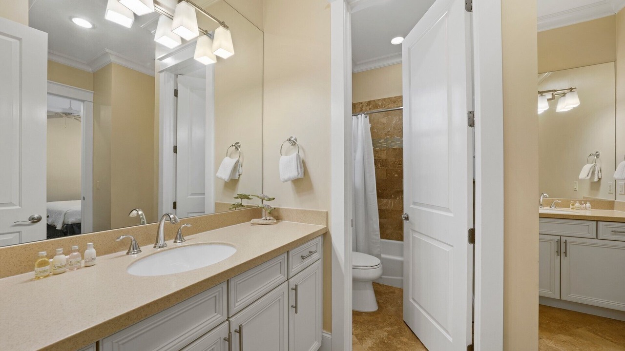Photo of Bathroom in Lakeside at Blue Mountain Beach
