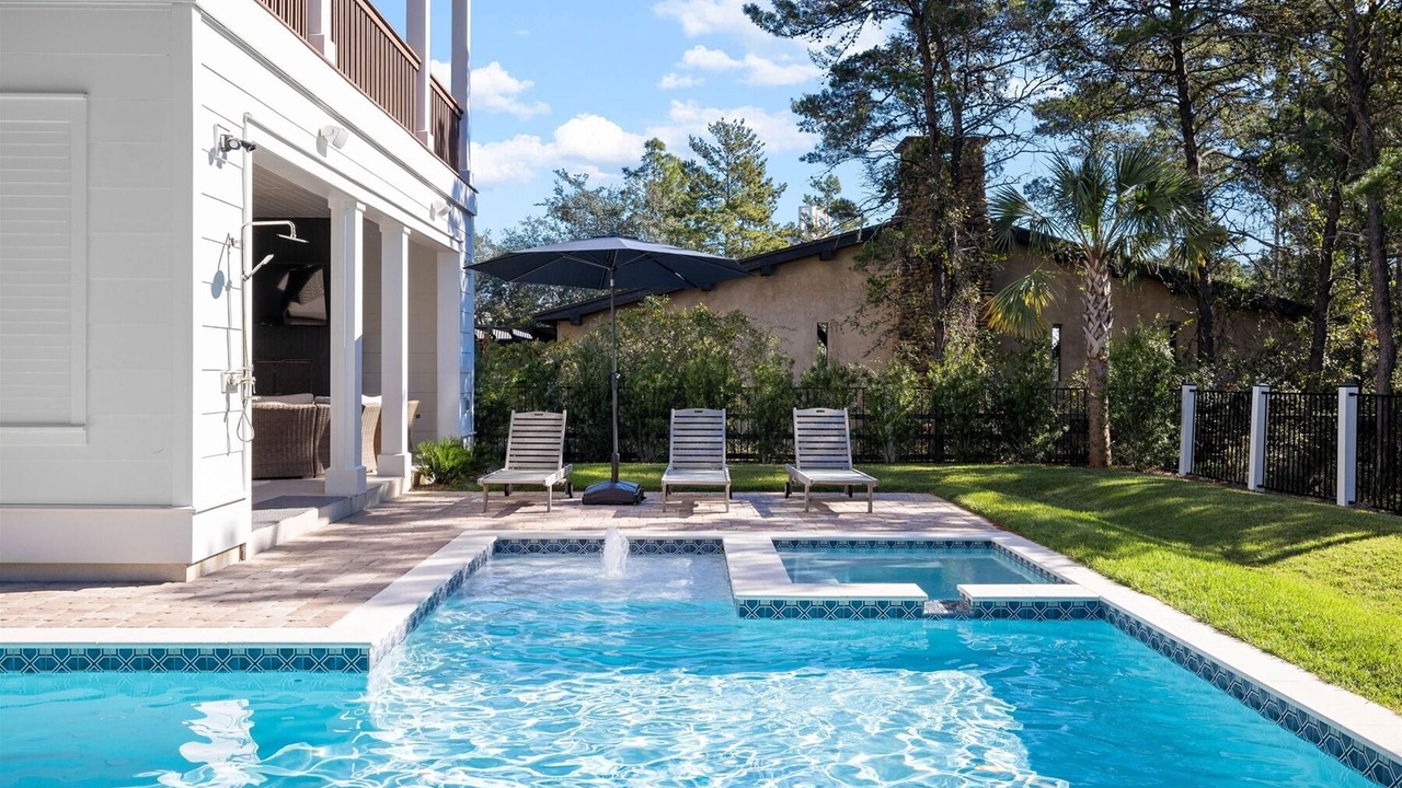 Photo of Outdoor in Gulfview Heights