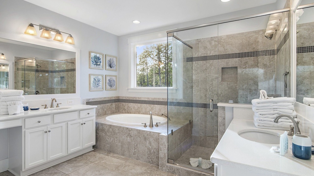 Photo of Bathroom in Santa Rosa Beach