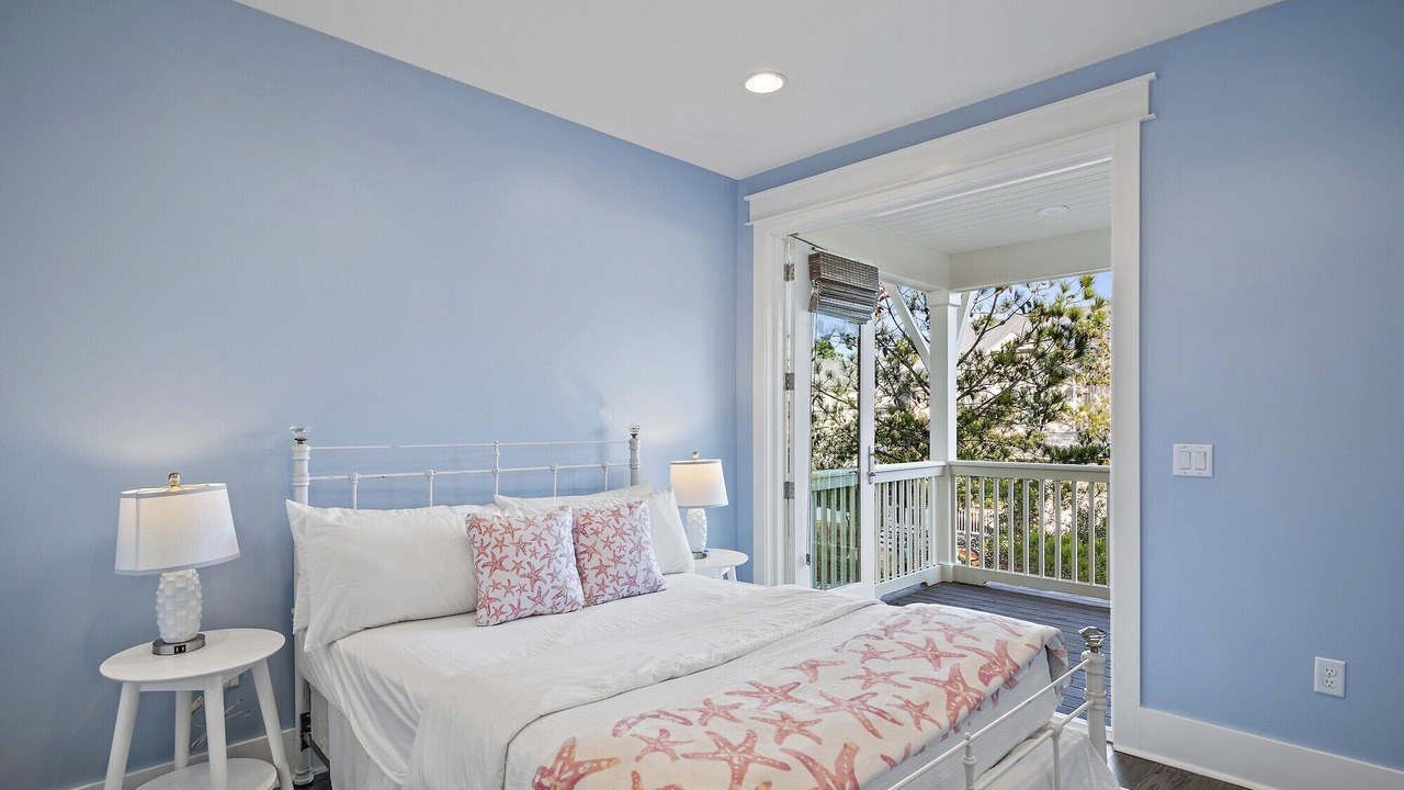 Photo of Bedroom in Santa Rosa Beach