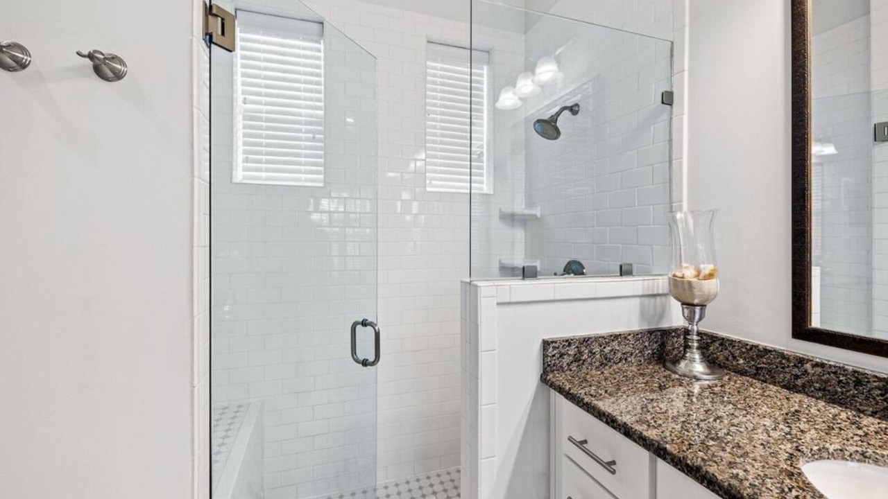 Photo of Bathroom in Lakeside at Blue Mountain Beach