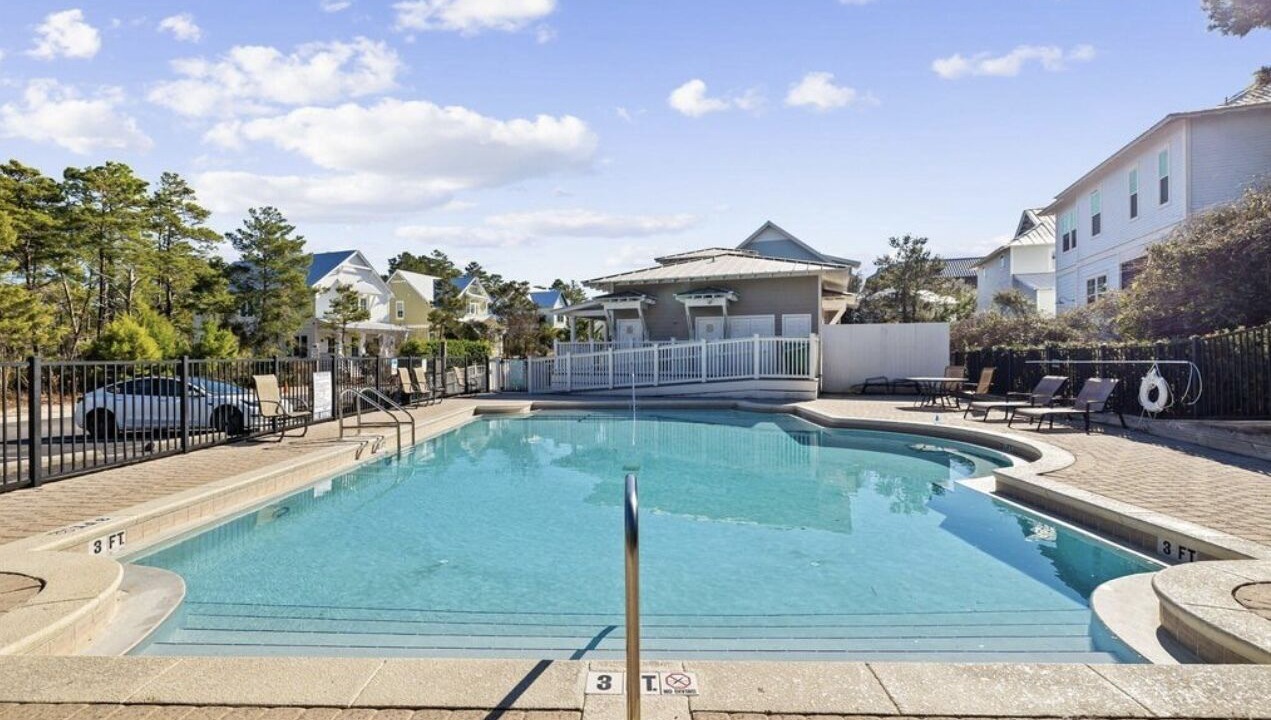Photo of Outdoor in Lakeside at Blue Mountain Beach