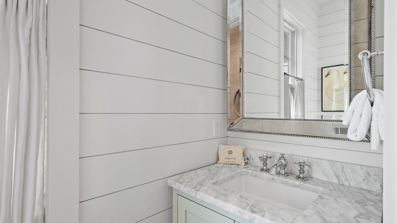 Photo of Bathroom in Forest District