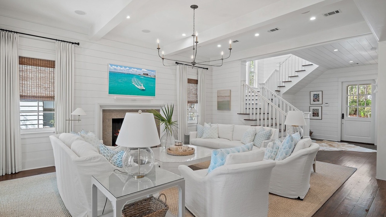 Photo of Livingroom in Forest District