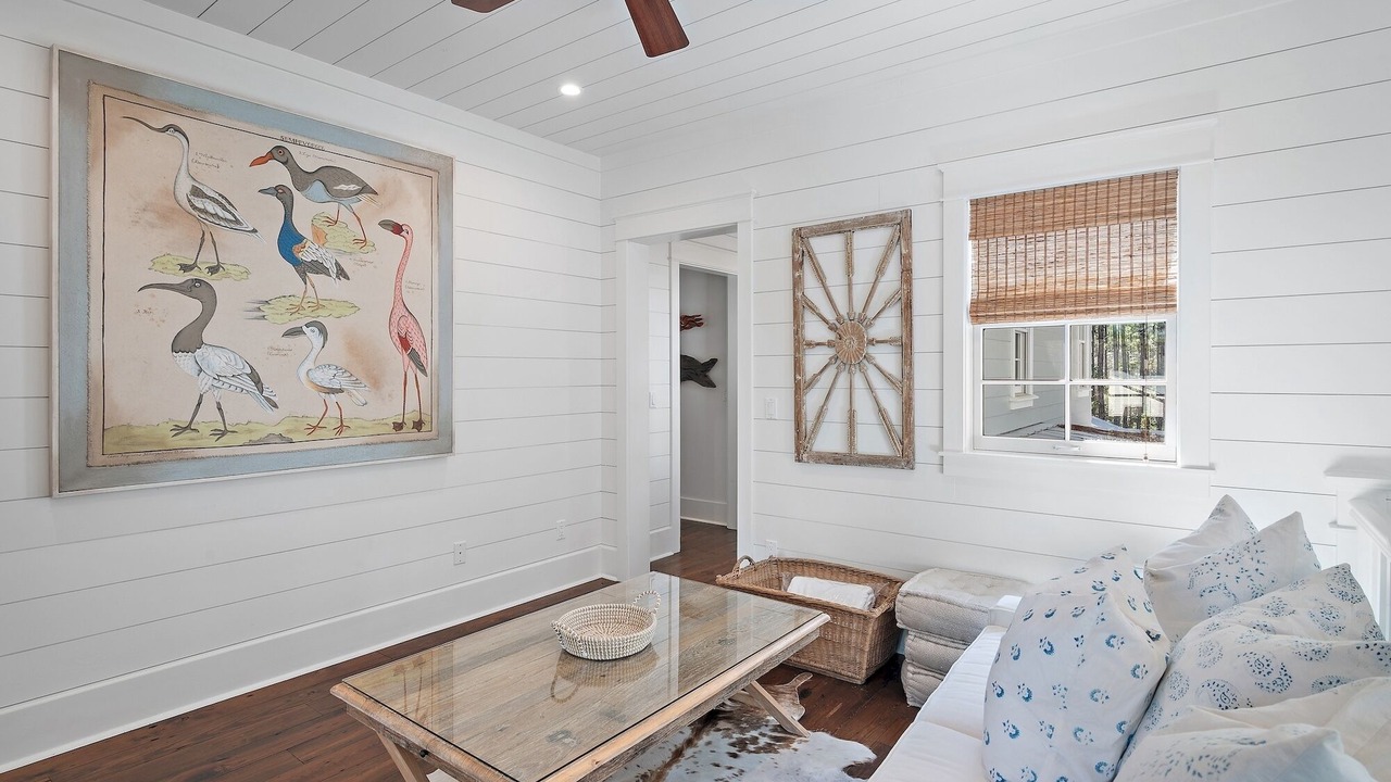 Photo of Livingroom in Forest District