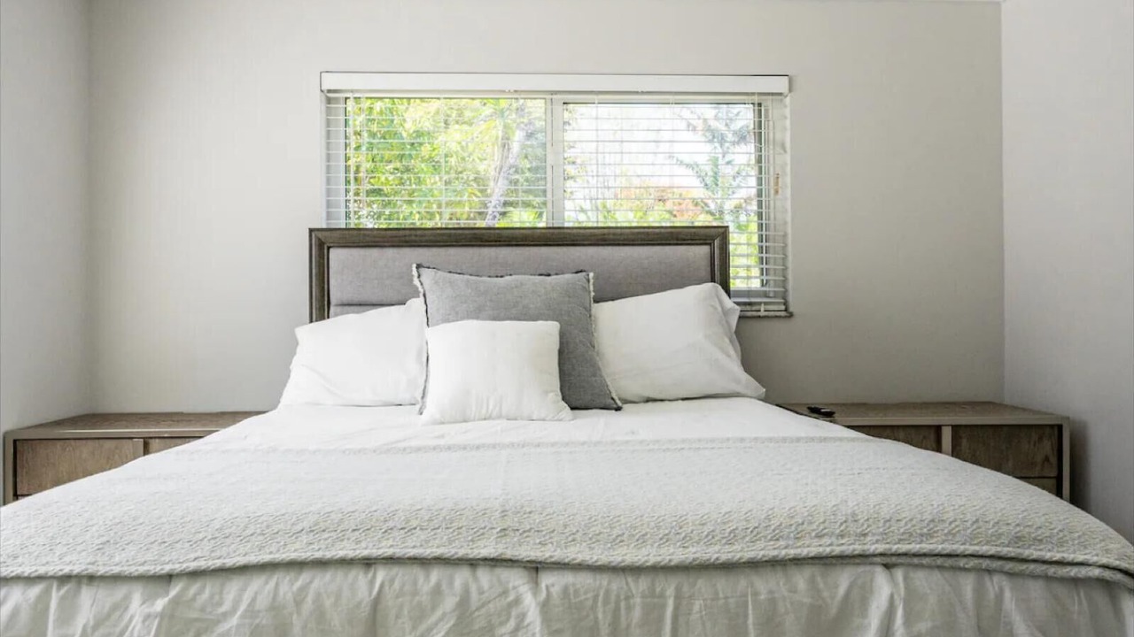 Photo of Bedroom in Palm Aire Village West