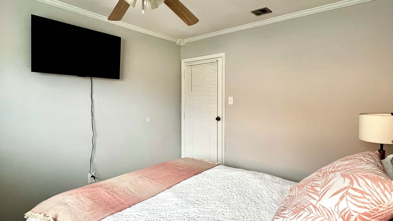 Photo of Bedroom in Palm Aire Village West