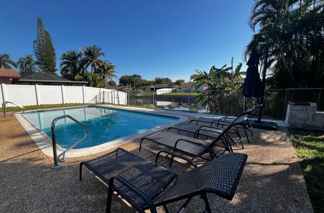 Photo of Outdoor in Palm Aire Village West