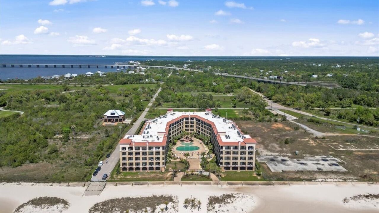 Photo of Outdoor in Henderson Point