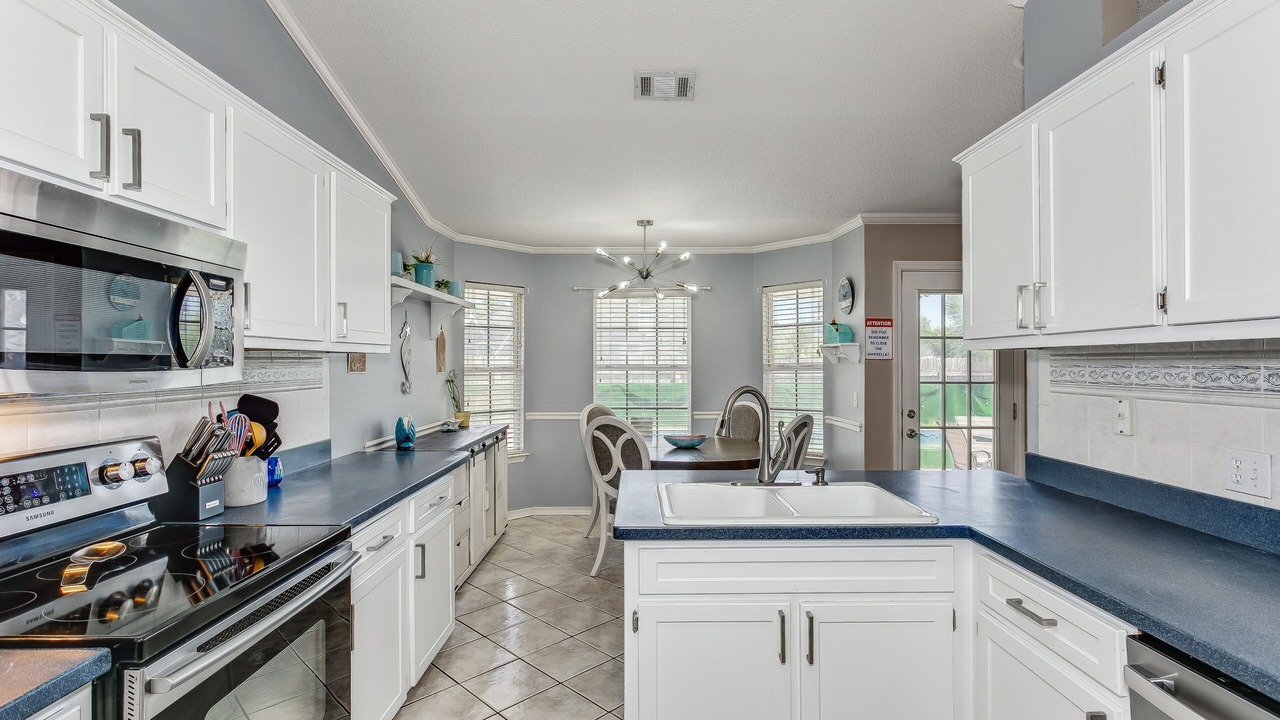 Photo of Kitchen in Chandelle First