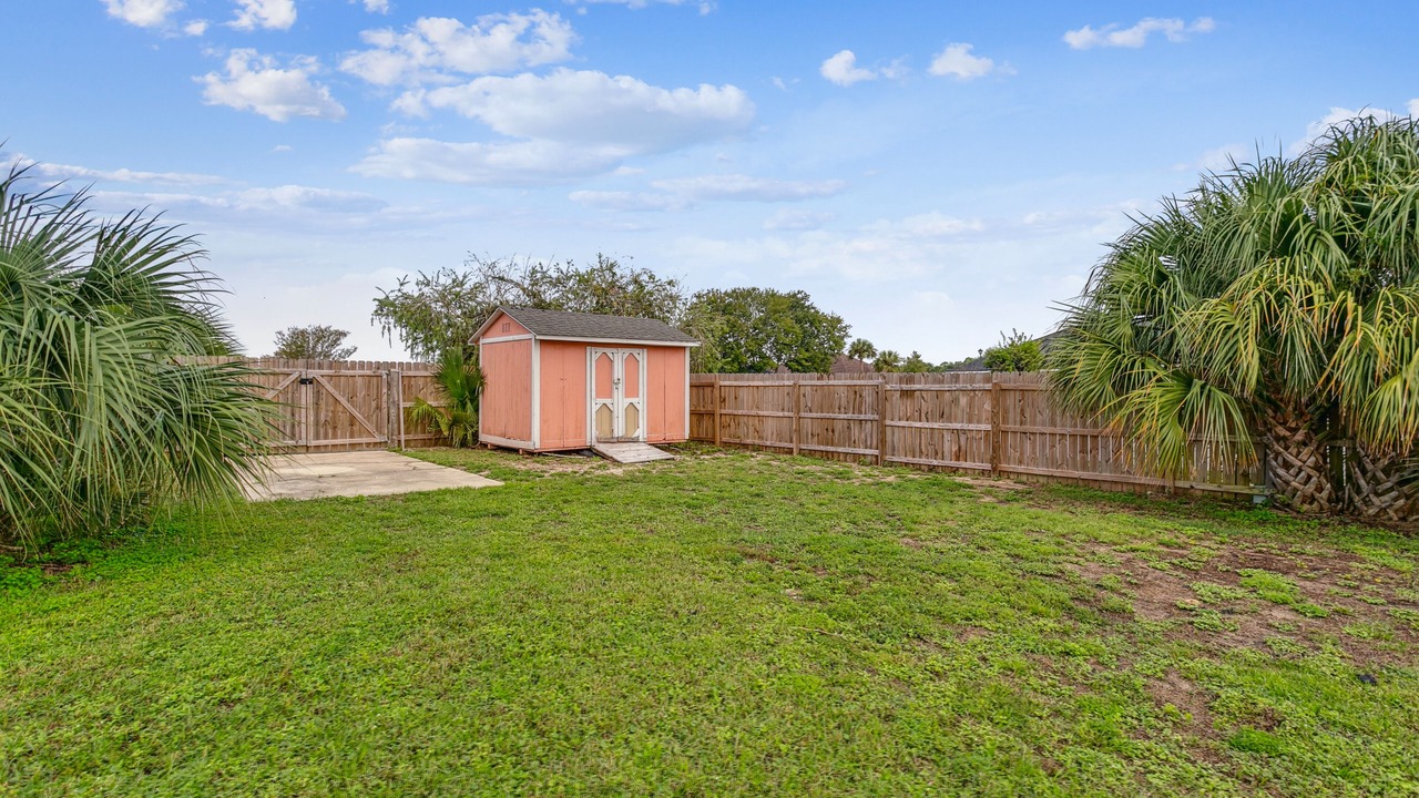 Photo of Outdoor in Chandelle First