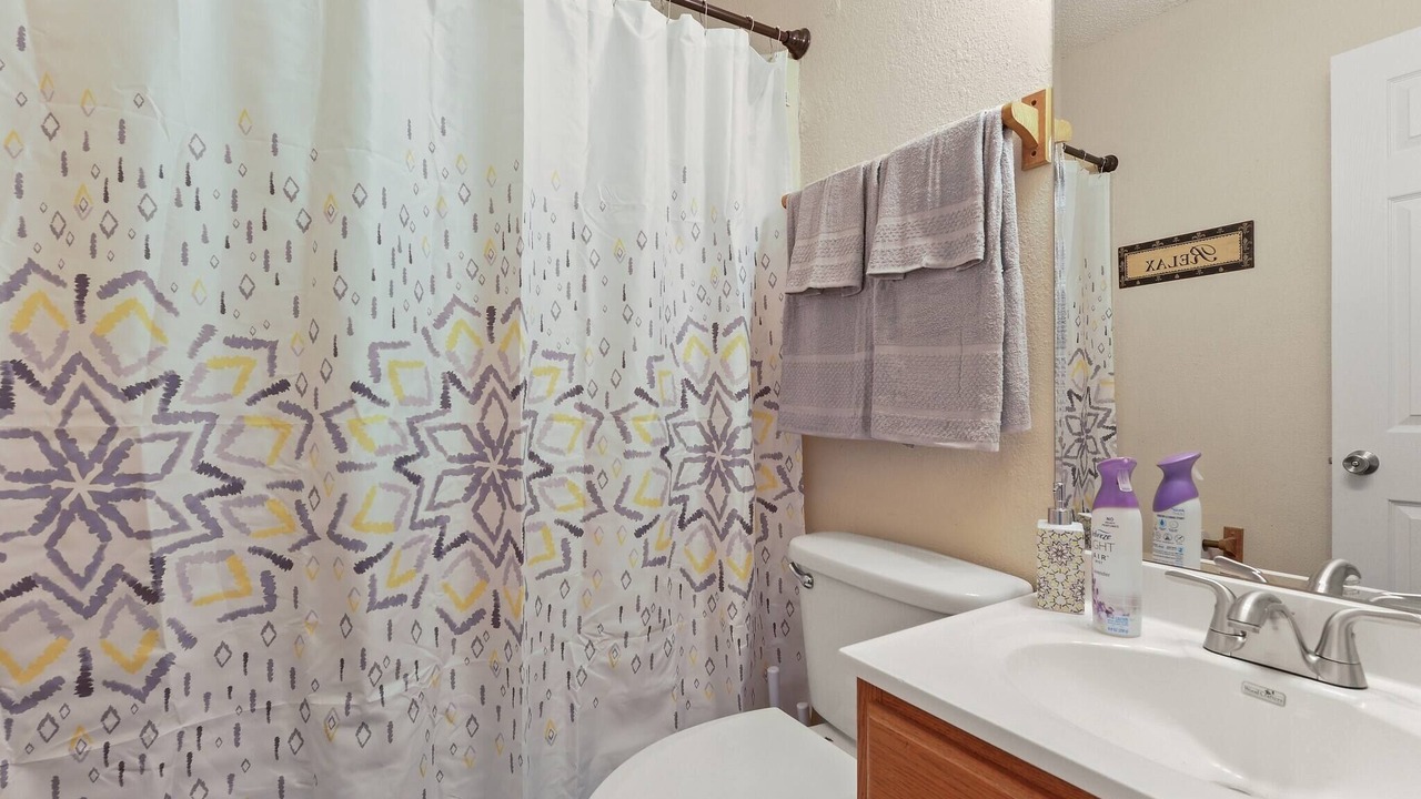 Photo of Bathroom in Diamondhead