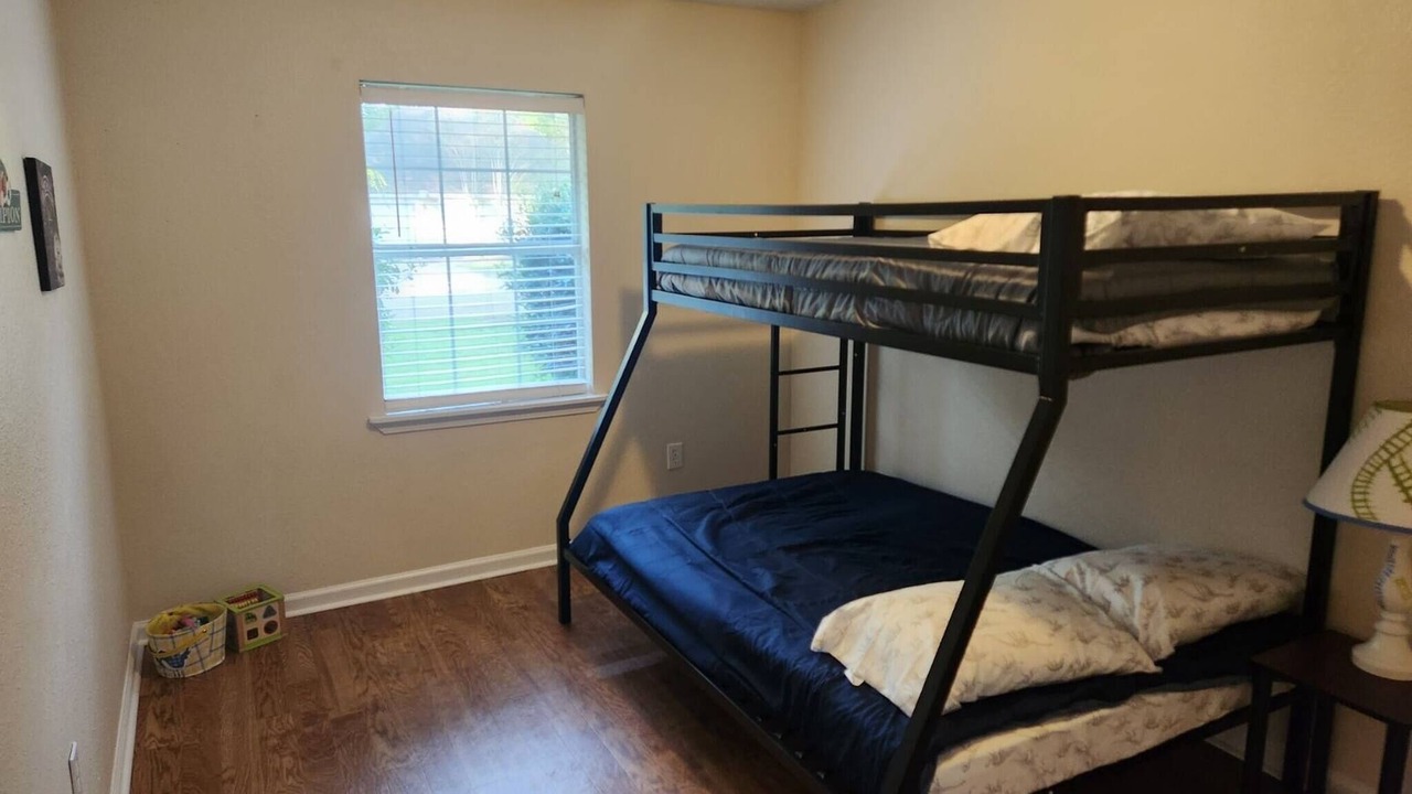 Photo of Bedroom in Diamondhead