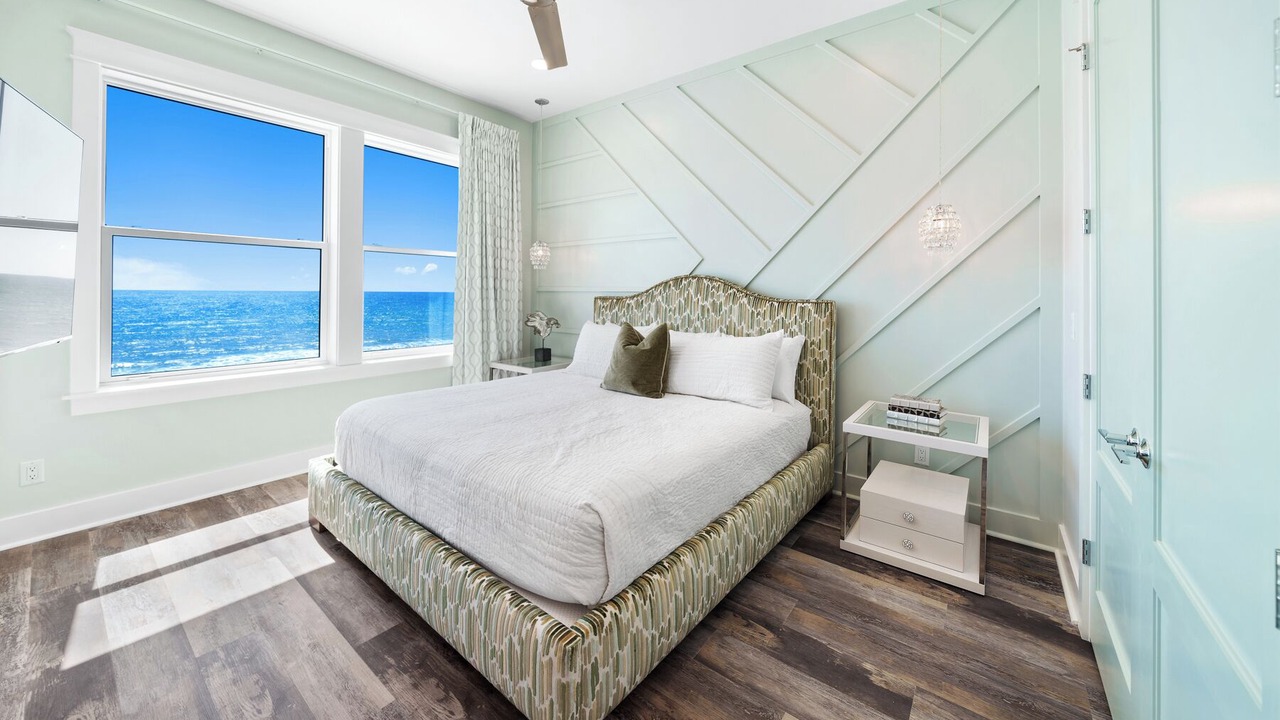 Photo of Bedroom in Lower Grand Lagoon