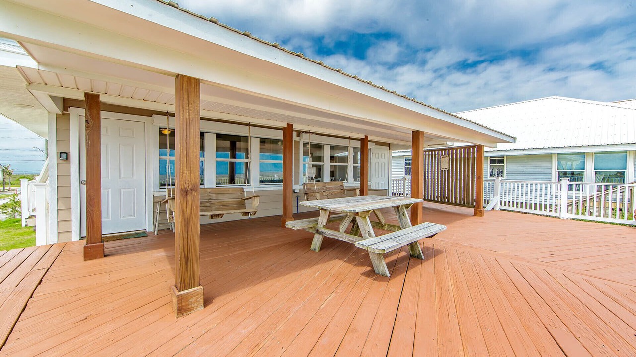 Photo of Patio Balcony in Grand Isle